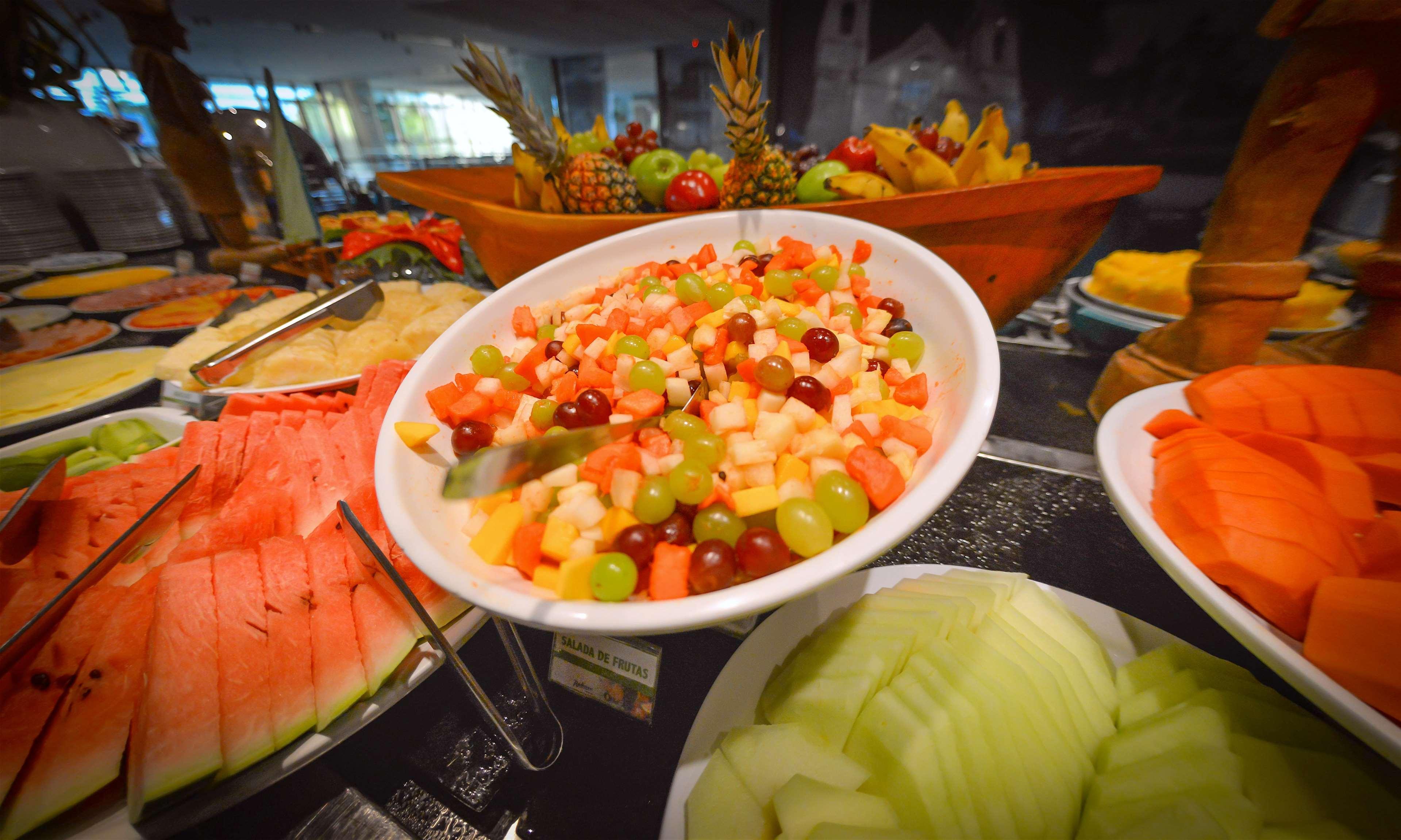 فندق بيست ويسترن بريمير ماسايو Maceió المظهر الخارجي الصورة Fruit salad