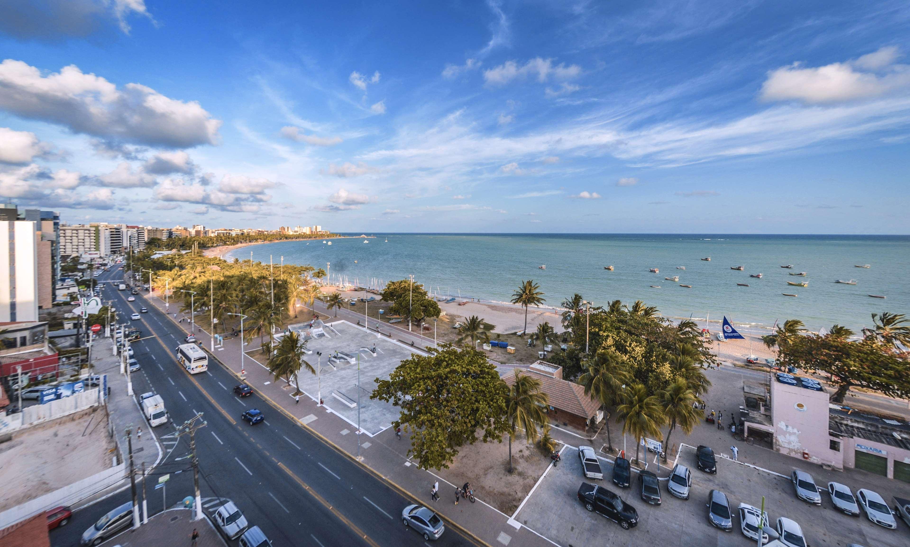 فندق بيست ويسترن بريمير ماسايو Maceió المظهر الخارجي الصورة Aerial view of the bay