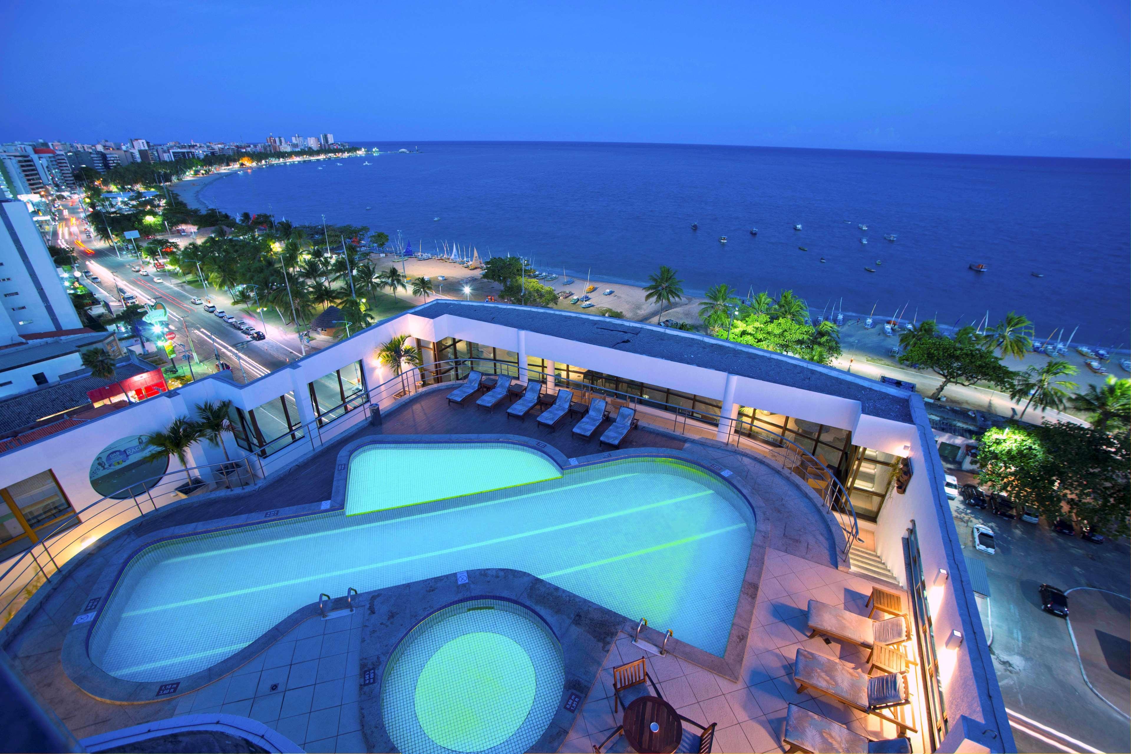 فندق بيست ويسترن بريمير ماسايو Maceió المظهر الخارجي الصورة The pool at the hotel