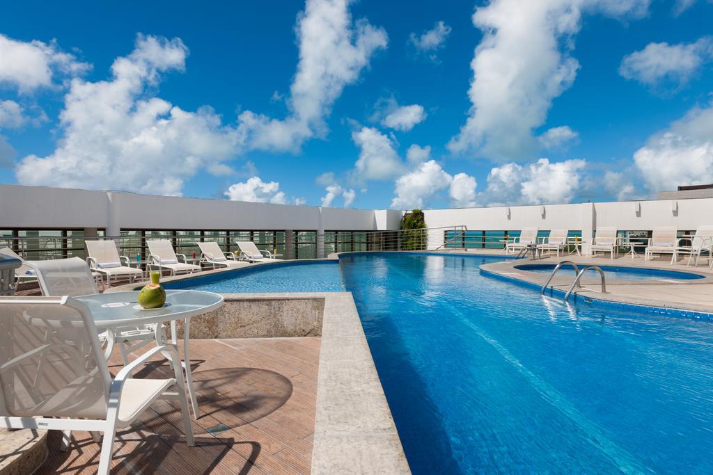 فندق بيست ويسترن بريمير ماسايو Maceió المظهر الخارجي الصورة Rooftop pool at the hotel